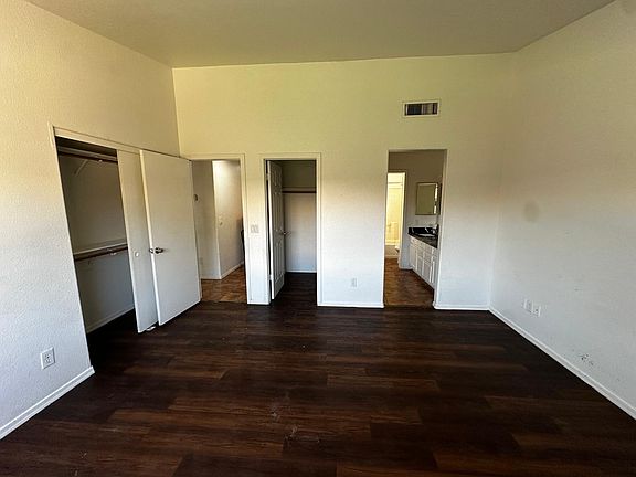 5th image of 8507 W Cambridge Ave