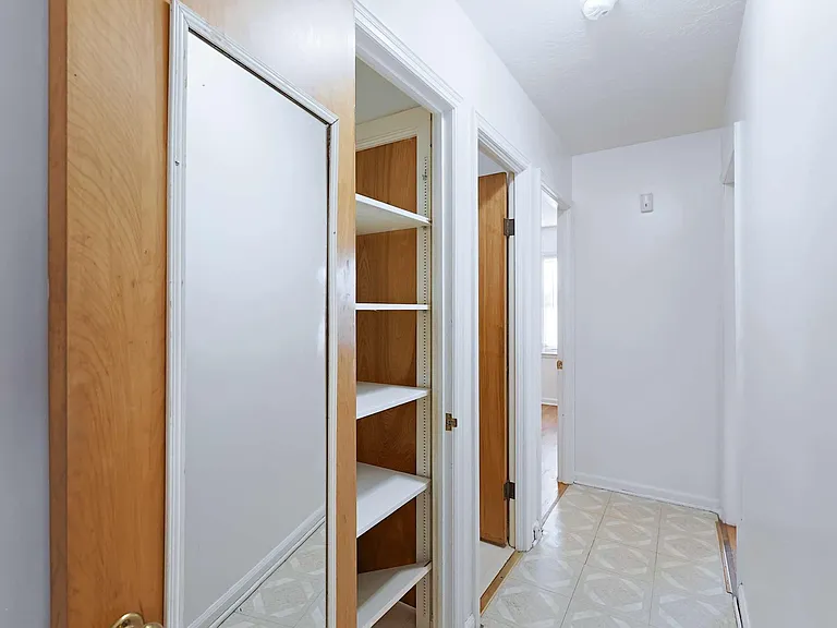 940 S 48th St — Photo 13