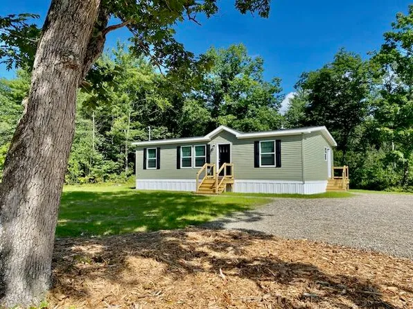 32 Broadmeadow Lane, Porter, ME 04068