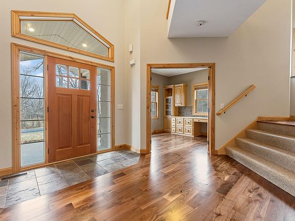 4th image of 9994 Jansen Cir NE