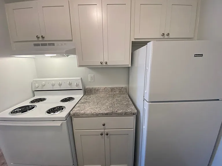 504 Saint Johns St — Photo 61