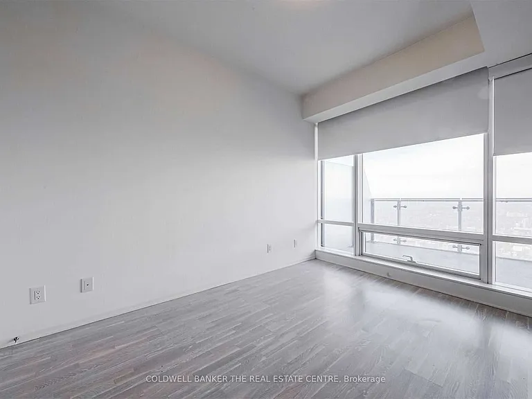 1 Bloor St E #7 — Photo 20