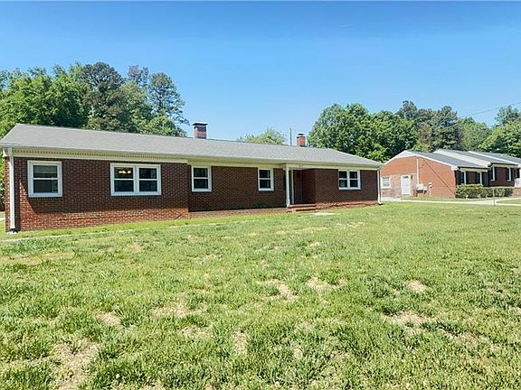 3rd image of 5812 Kings Ct