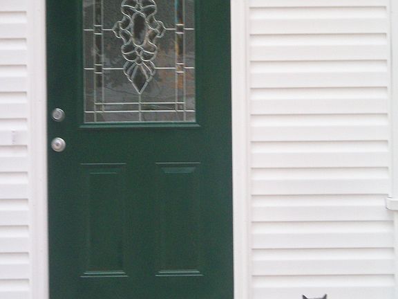 3rd image of 2820 Hilldale Ave