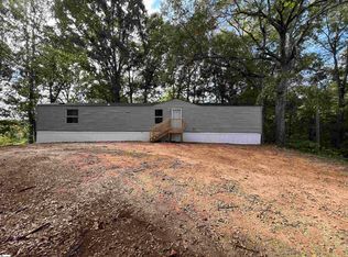 206 Hillcrest Ln, Liberty, SC 29657