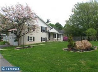 3029 Leiszs Bridge Rd, Reading, PA 19605