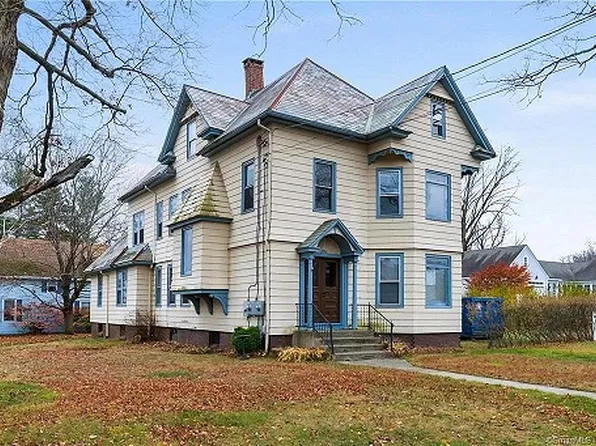 590 N Main St #1, Suffield, CT 06078