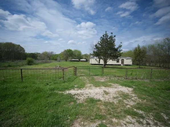13959 Duck Creek Rd, Terrell, TX 75161