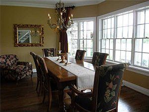 4th image of 4510 Boncrest Dr W