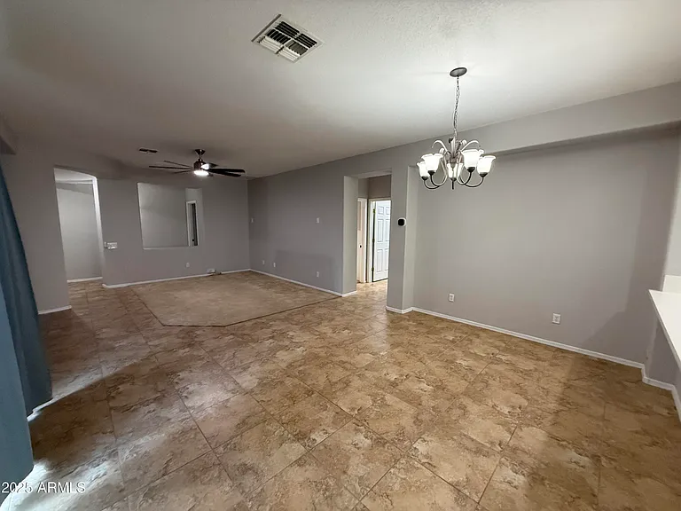 885 E Cherry Hills Dr — Photo 11