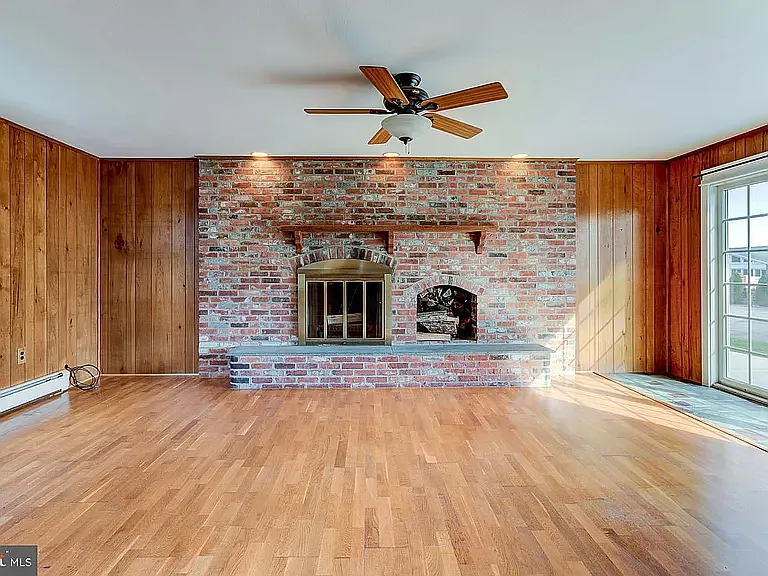 106 Middleboro Rd — Photo 15