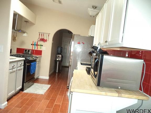 5th image of 2368 Acoma Dr