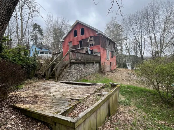 24 New City Road, Stafford, CT 06076