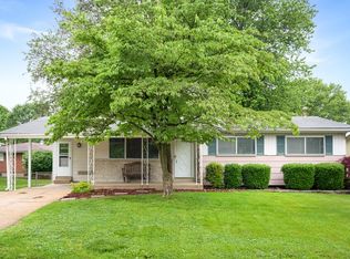33 Radford Dr, Florissant, MO