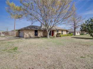 106 Quail Run Ct, Red Oak, TX 75154
