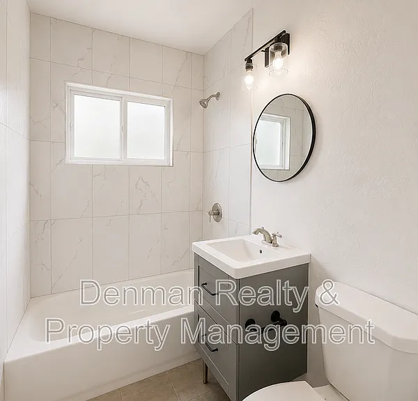 4306 N 12th St #8 — Photo 10