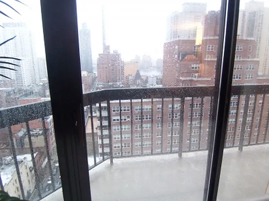 Rented by Citi Habitats | media 37