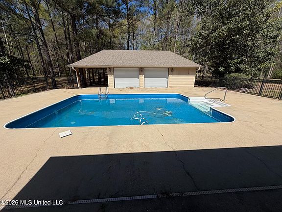2nd image of 1108 Eric Price Rd