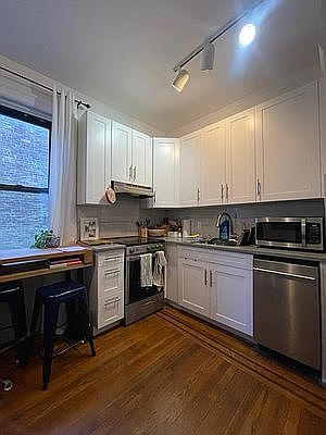 2nd image of 350 7th St APT B2