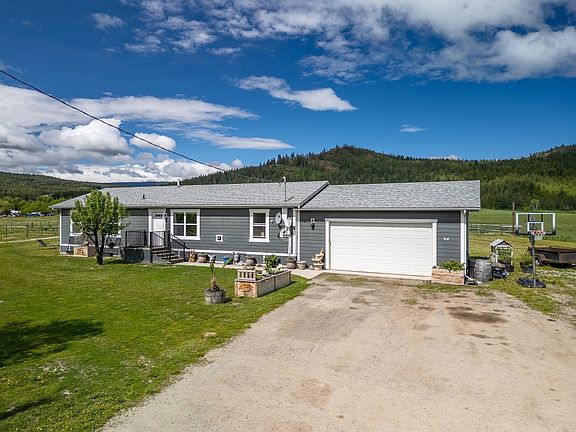 3rd image of 94 Tomkinson Rd