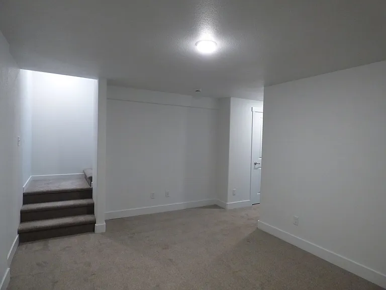 1039 Spartan Ave — Photo 18
