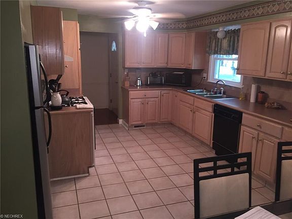 5th image of 791 Mansell Dr