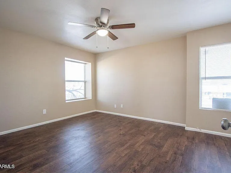 3840 N 43rd Ave #9 — Photo 4