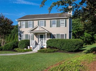 2658 Knob Hill Dr, Clemmons, NC 27012