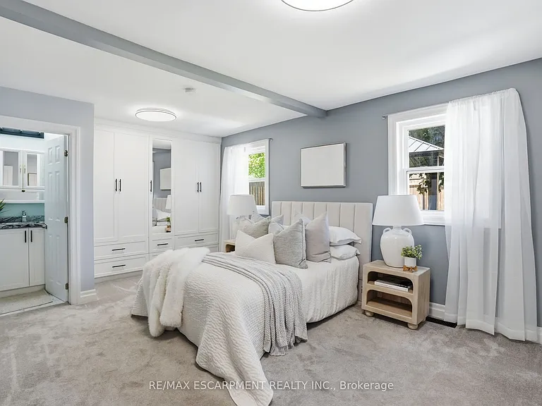 118 Victoria St — Photo 16