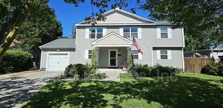 7721 Cortlandt Pl — Photo 1