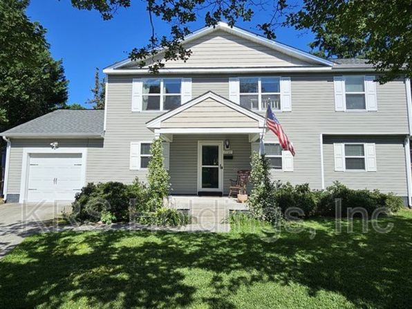 7721 Cortlandt Pl