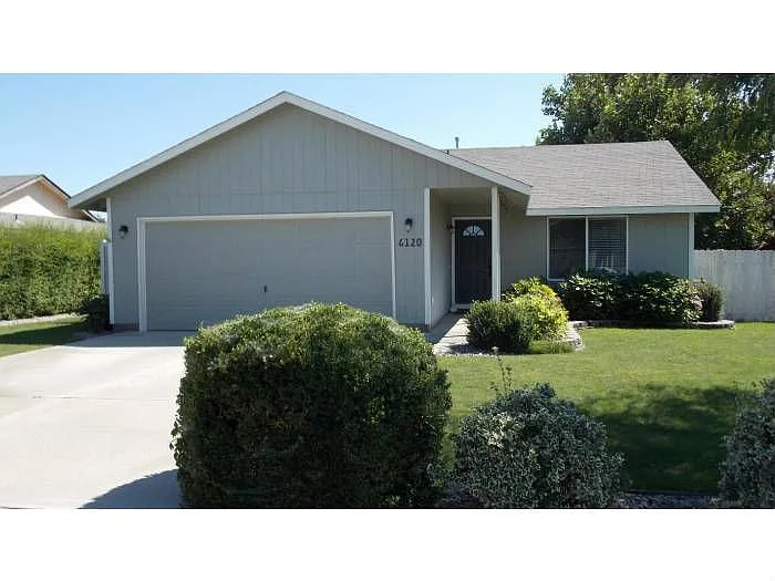 6120 Candlestick Dr photo 1