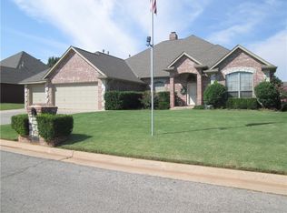 11504 Country Dr, Oklahoma City, OK 73170