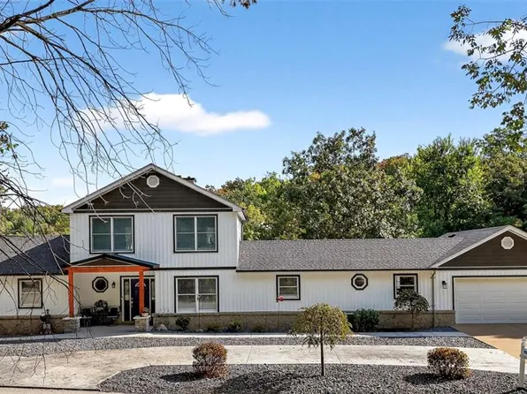 9381 E Vista Dr, Hillsboro, MO 63050