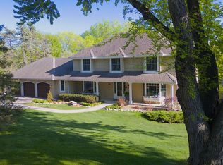 1840 Crosby Rd, Wayzata, MN 55391