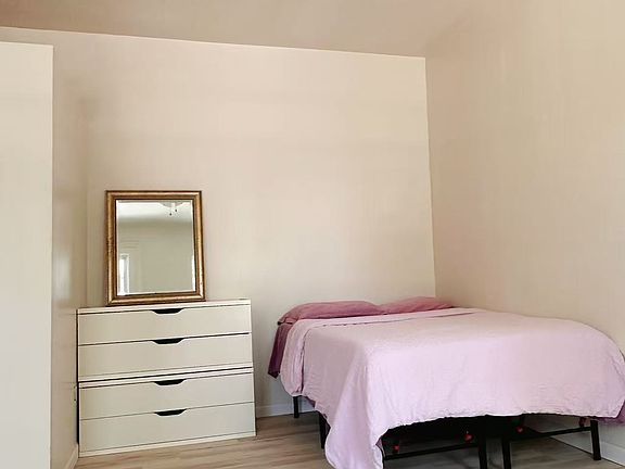 5th image of 18 Eld St #1