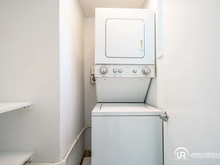 3265 Virginia St #1 — Photo 28