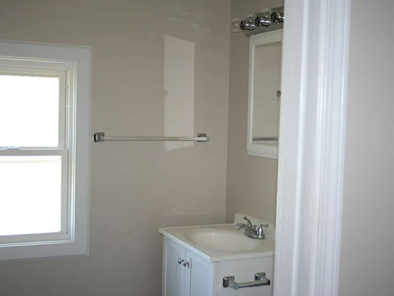 728 N Frances St — Photo 7