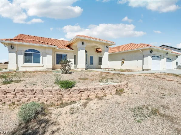 2180 Iroquois Ave, Pahrump, NV 89048