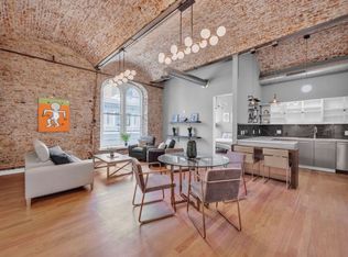 105 S 12th St #4O2, Philadelphia, PA 19107