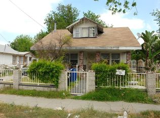 855 E 7th St, Pomona, CA 91766