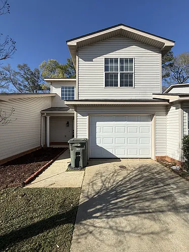115 Creeke Ln #1 Photo 1