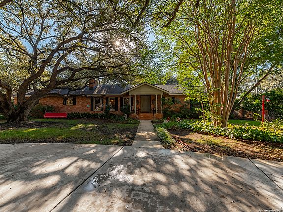 2nd image of 112 SUNFLOWER LN