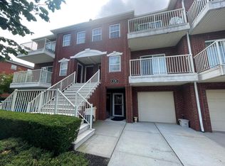 3-28 Endeavor Pl #B, College Pt, NY 11356