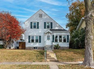 2723 14th Ave, Moline, IL 61265