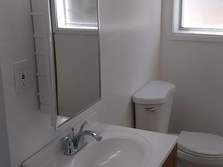 1131 E Avenue R5 — Photo 10