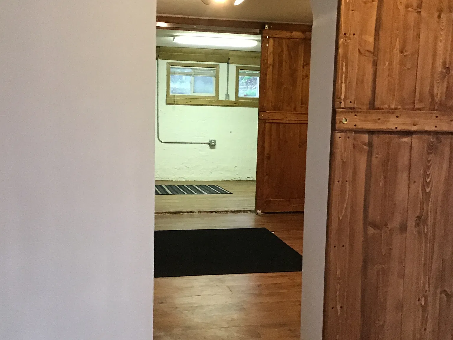 Studio, 900 sqft, $1,095 — Photo 4