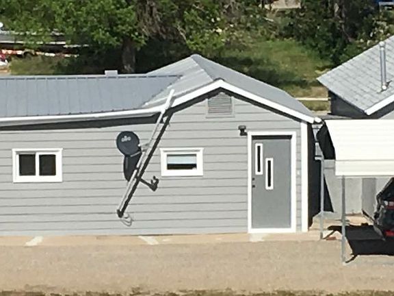 2nd image of 328 W Dawson Ave
