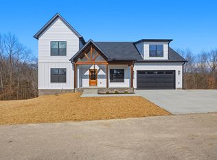 386 Indian Point Rd, Glasgow, KY 42141