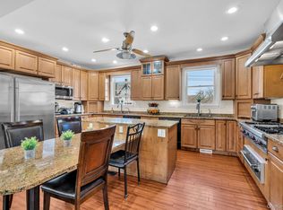 27 Overlook Rd, White Plains, NY 10605